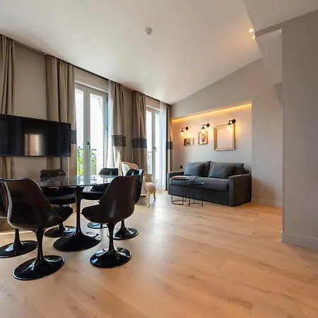 Demeure Montmartre Париж