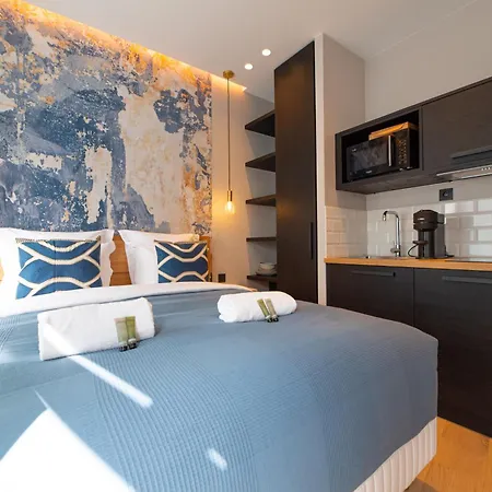 Demeure Montmartre Апартаменты *