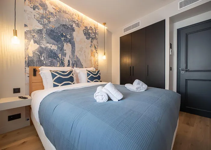 Demeure Montmartre Paris